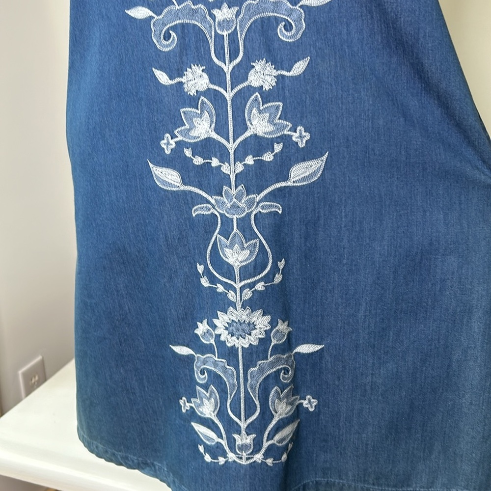 Pendleton Tala Floral Embroidered Split Neck Blue… - image 5